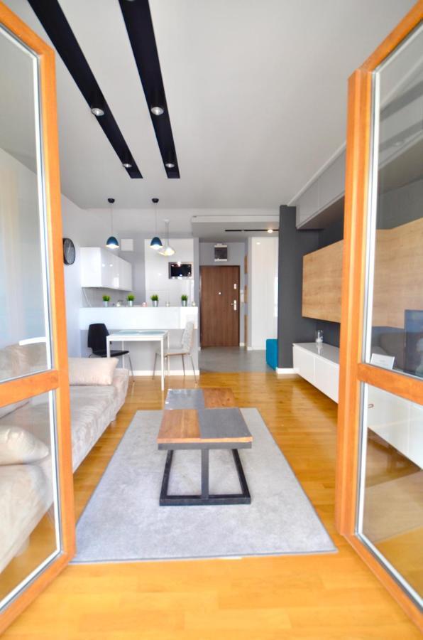Center Rooms Ilumino 罗兹 外观 照片
